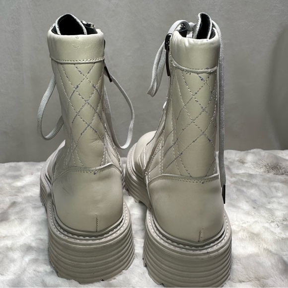 New La Canadienne Yasmine Women's Leather Bootie Size 35 US5 - Picture 7 of 8